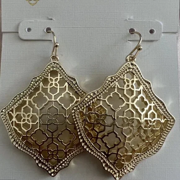 Kendra Scott Stud Earrings - Picture 2 of 6